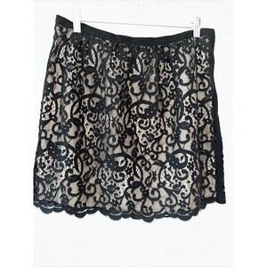 Ann Taylor Loft Women's Size 6 Mini Skirt Black Lace Skirt Beige Underlining EUC